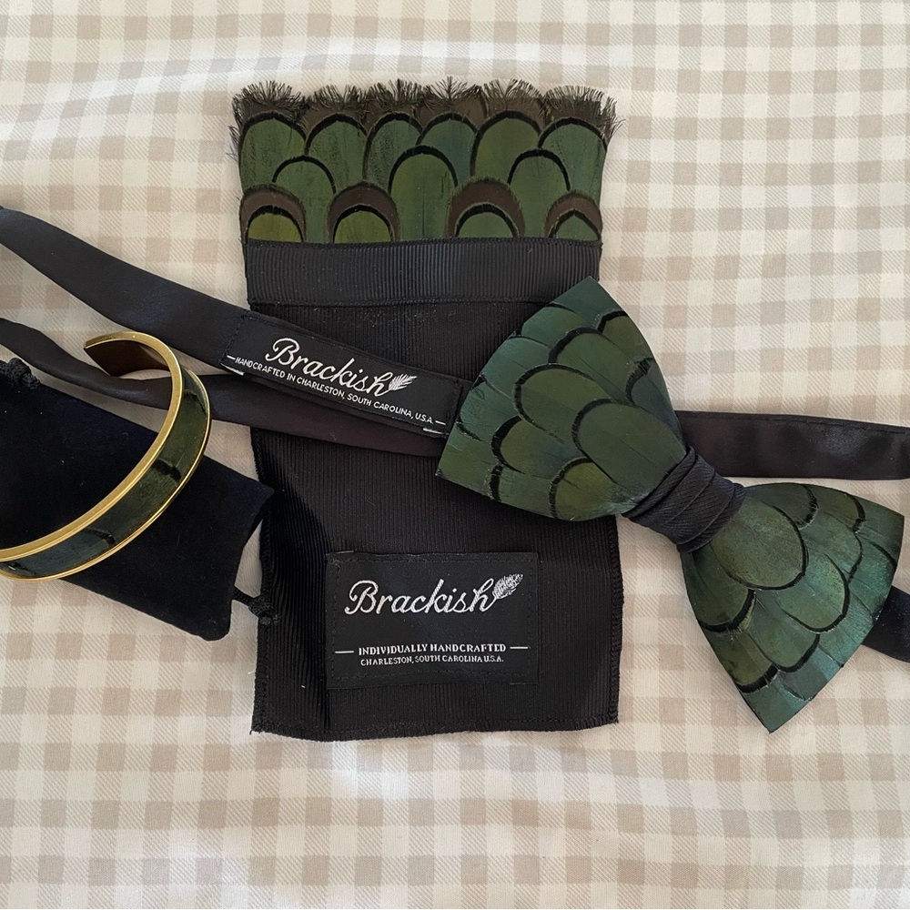 Brackish Green Feather Bow Tie with Fringe Pocket Square